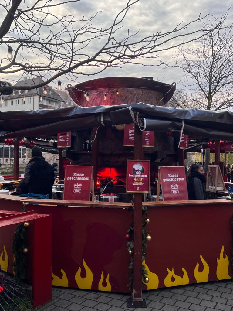 Feuerzangenbowle - Mercado de Natal de Nuremberg